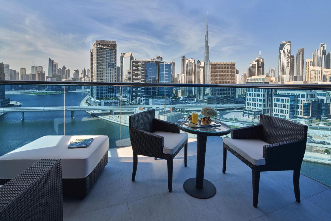 Camera VIP Doppia con Letti Singoli con Balcone e Vista Burj Khalifa